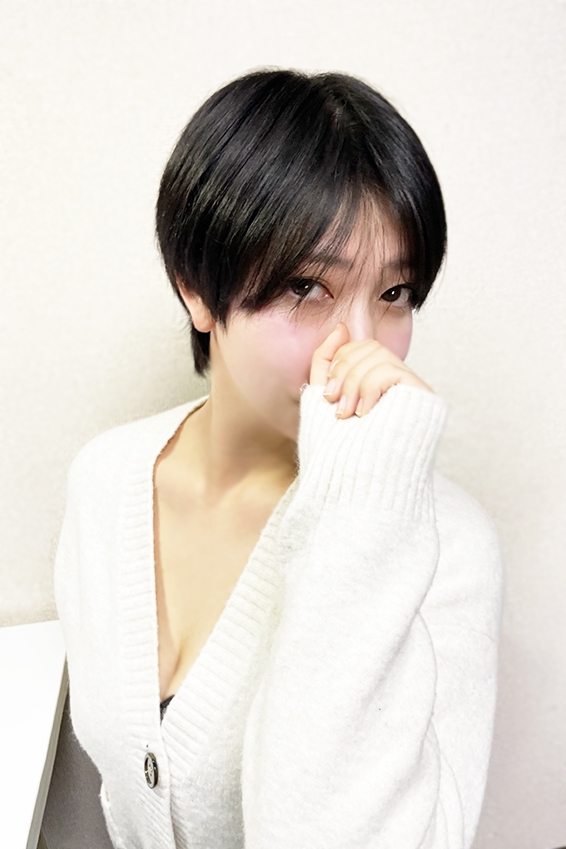 茉陽奈／まひな