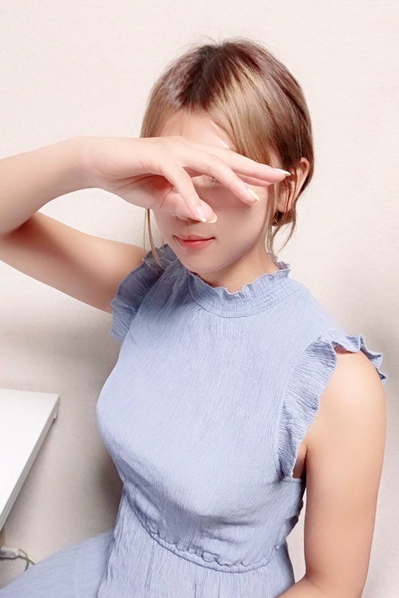 新依奈／にいな